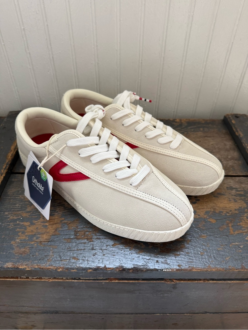 Tretorn Nylite Womens Cream Sneakers with Red Accent NWT